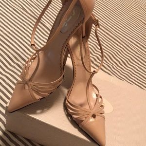SJP nude Carrie heels